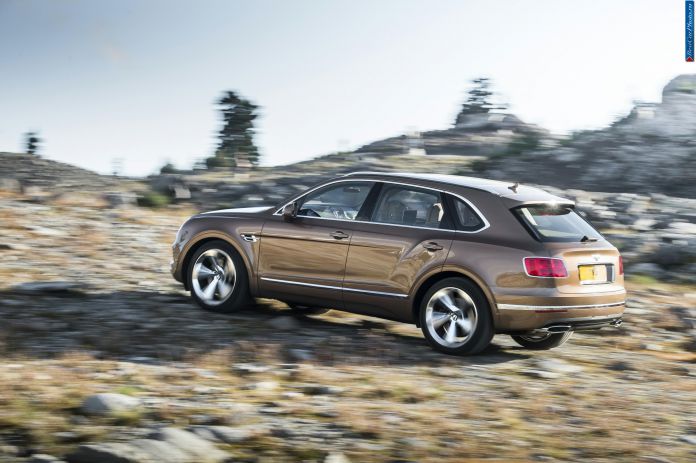 2016 Bentley Bentayga - фотография 7 из 91 2016 Bentley Bentayga - фотография 7 из 91
