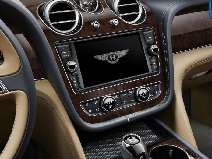 2016 Bentley Bentayga - фотография 23 из 91 2016 Bentley Bentayga - фотография 23 из 91