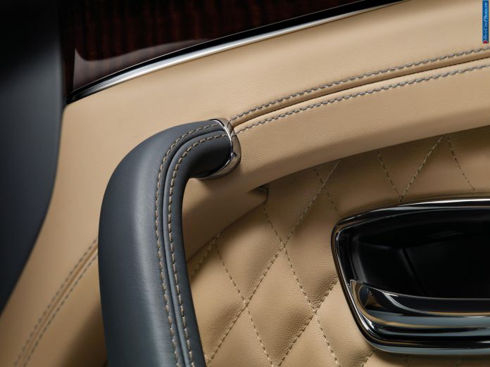 2016 Bentley Bentayga - фотография 27 из 91 2016 Bentley Bentayga - фотография 27 из 91