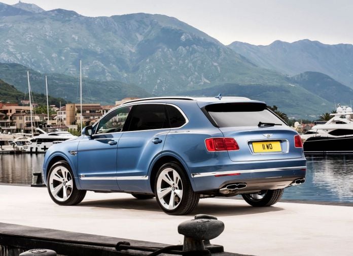 2017 Bentley Bentayga Diesel - фотография 12 из 20 2017 Bentley Bentayga Diesel - фотография 12 из 20