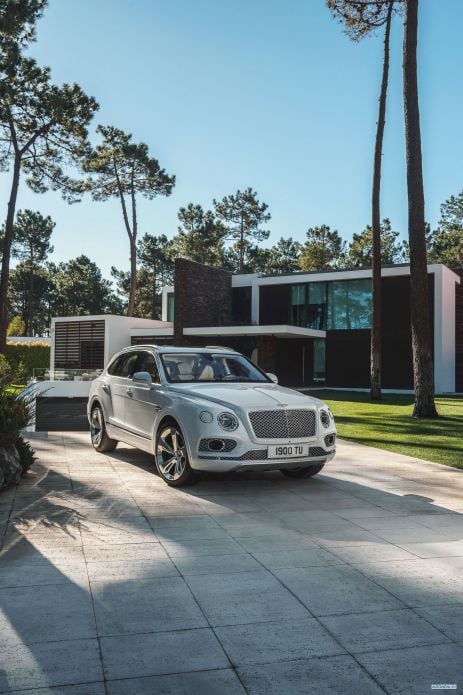 2019 Bentley Bentayga Hybrid - фотография 6 из 24