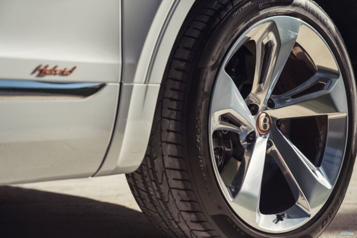 2019 Bentley Bentayga Hybrid - фотография 22 из 24 2019 Bentley Bentayga Hybrid - фотография 22 из 24