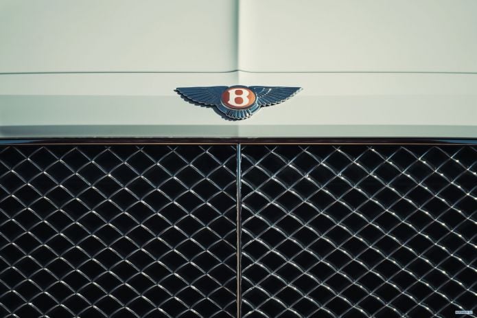 2019 Bentley Bentayga Hybrid - фотография 24 из 24