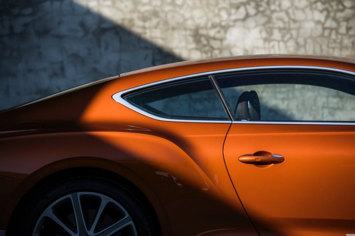 2019 Bentley Continental GT V8 - фотография 15 из 18 2019 Bentley Continental GT V8 - фотография 15 из 18