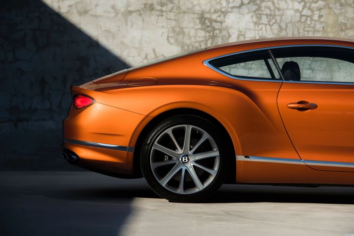 2019 Bentley Continental GT V8 - фотография 16 из 18 2019 Bentley Continental GT V8 - фотография 16 из 18