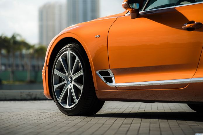 2019 Bentley Continental GT V8 - фотография 18 из 18 2019 Bentley Continental GT V8 - фотография 18 из 18