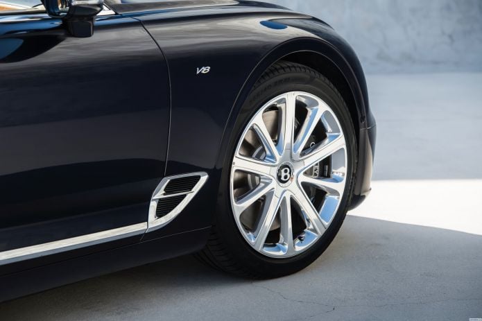 2019 Bentley Continental GT V8 Convertible - фотография 12 из 15 2019 Bentley Continental GT V8 Convertible - фотография 12 из 15