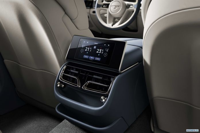 2020 Bentley Flying Spur - фотография 13 из 17 2020 Bentley Flying Spur - фотография 13 из 17