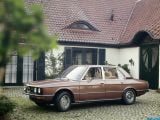 bmw_1972_5-series_sedan_029.jpg