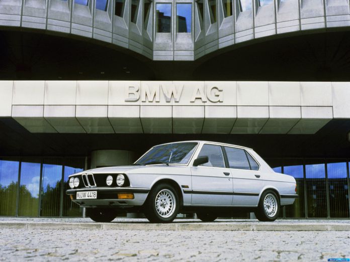 1981 BMW 5-series Sedan - фотография 20 из 22 1981 BMW 5-series Sedan - фотография 20 из 22