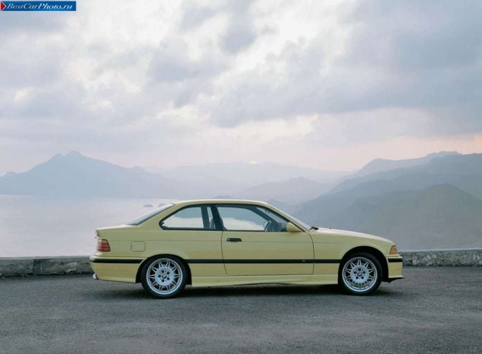 1992 BMW M3 Coupe - фотография 3 из 3