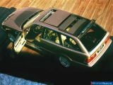 bmw_1992_5-series_touring_008.jpg