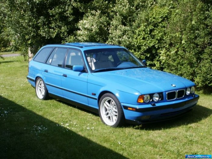 1992 BMW M5 Touring - фотография 4 из 4