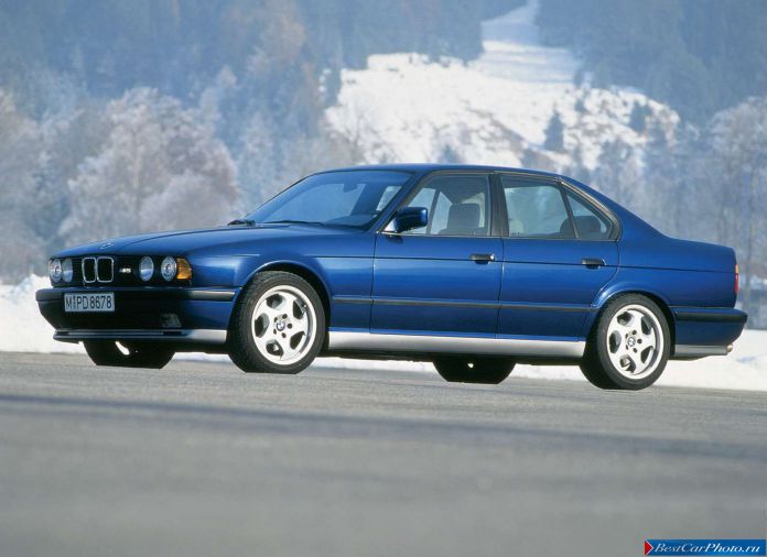 1995 BMW 5-series M Sedan - фотография 1 из 6