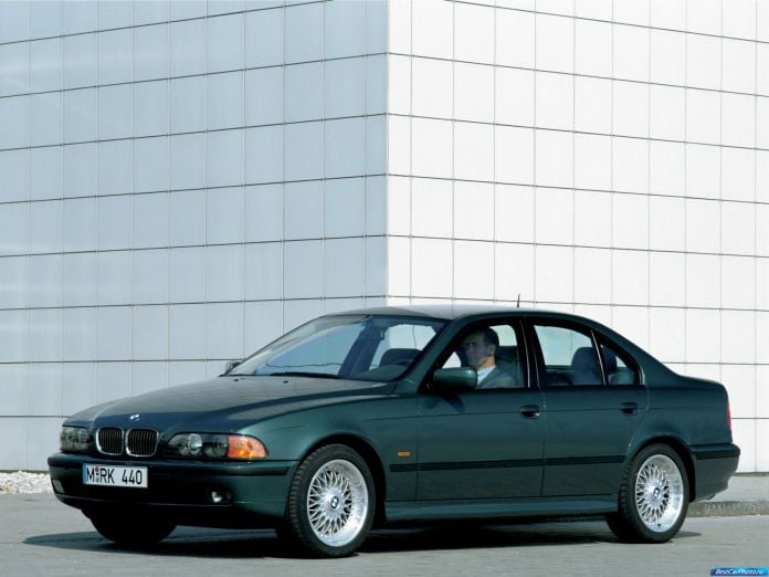1995 BMW 5-series Sedan - фотография 4 из 48