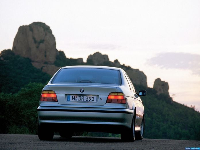 1995 BMW 5-series Sedan - фотография 15 из 48