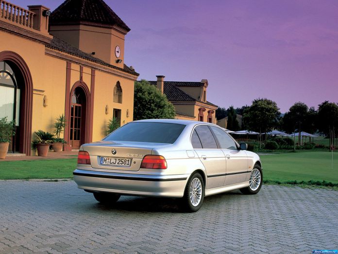 1995 BMW 5-series Sedan - фотография 24 из 48