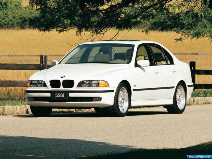 1995 BMW 5-series Sedan - фотография 25 из 48