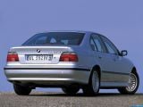 bmw_1995_5-series_sedan_036.jpg