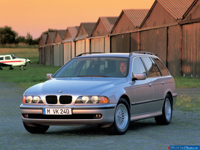 1997 BMW 5-series Touring - фотография 1 из 12
