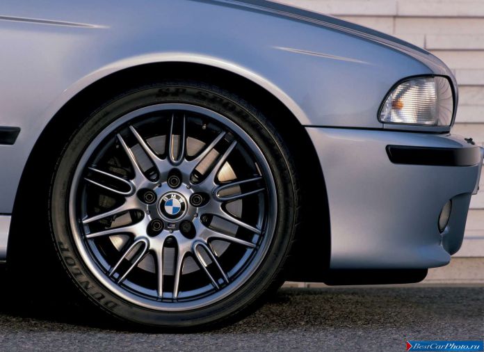 2001 BMW 5-series M Sedan - фотография 13 из 18 2001 BMW 5-series M Sedan - фотография 13 из 18