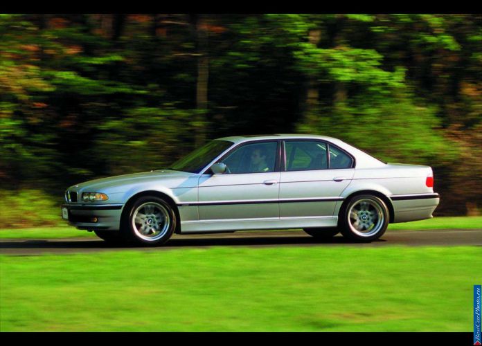 2001 BMW 740i - фотография 3 из 3