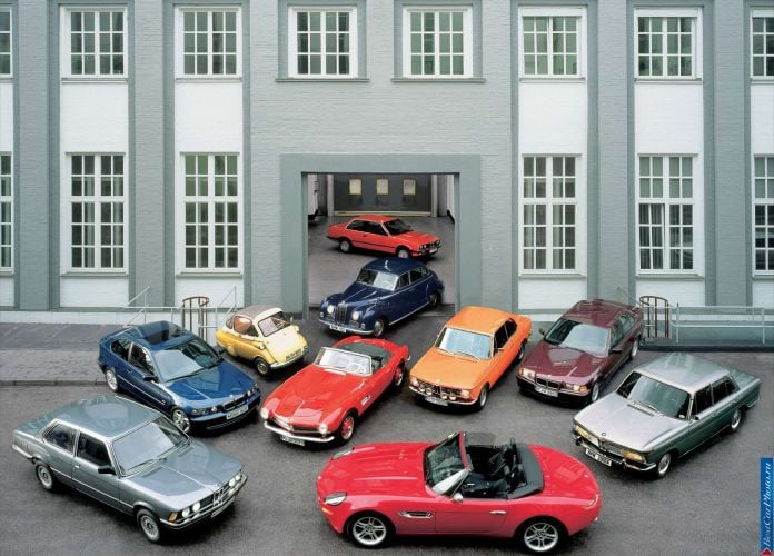 2001 BMW Z8 - фотография 12 из 13 2001 BMW Z8 - фотография 12 из 13