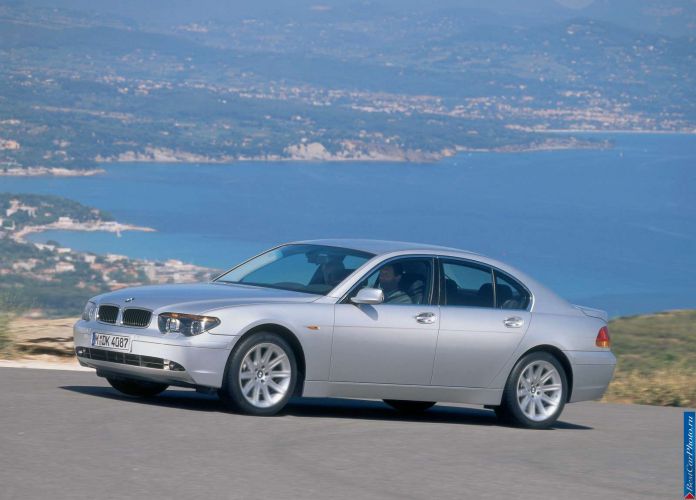 2002 BMW 7-series - фотография 3 из 47