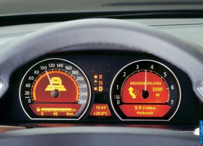 2002 BMW 7-series - фотография 40 из 47