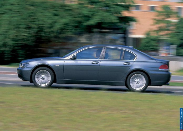 2002 BMW 730d - фотография 2 из 9