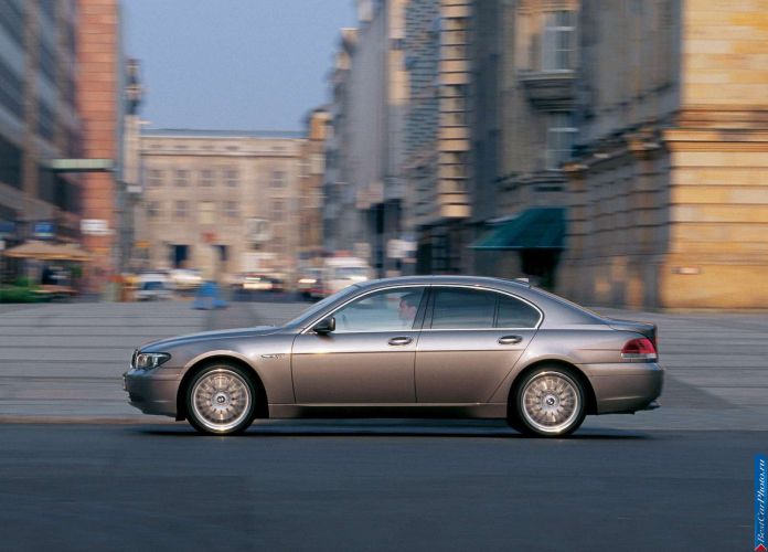 2002 BMW 760i - фотография 6 из 20 2002 BMW 760i - фотография 6 из 20