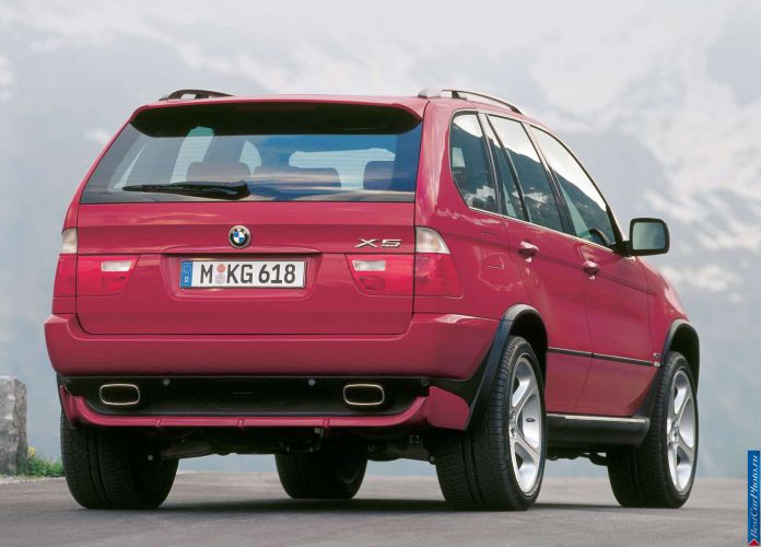 2002 BMW X5 4.6is - фотография 7 из 10 2002 BMW X5 4.6is - фотография 7 из 10