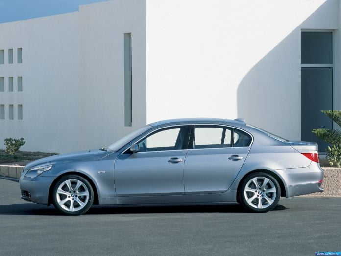 2003 BMW 5-series Sedan - фотография 2 из 42
