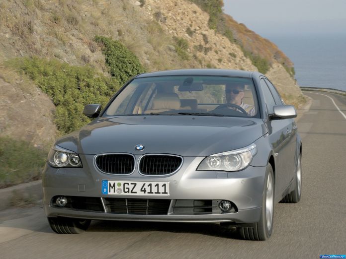 2003 BMW 5-series Sedan - фотография 16 из 42 2003 BMW 5-series Sedan - фотография 16 из 42