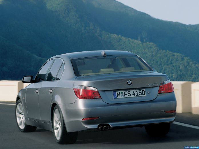 2003 BMW 5-series Sedan - фотография 18 из 42 2003 BMW 5-series Sedan - фотография 18 из 42