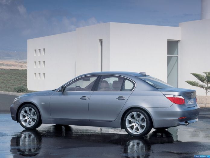 2003 BMW 5-series Sedan - фотография 23 из 42 2003 BMW 5-series Sedan - фотография 23 из 42