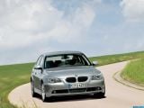 bmw_2003_5-series_sedan_028.jpg
