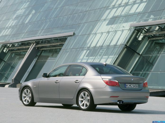 2003 BMW 5-series Sedan - фотография 38 из 42
