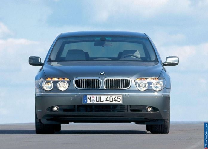 2003 BMW 760Li E66 - фотография 6 из 39