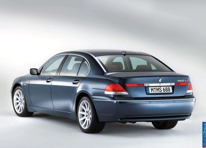 2003 BMW 760Li E66 - фотография 10 из 39 2003 BMW 760Li E66 - фотография 10 из 39