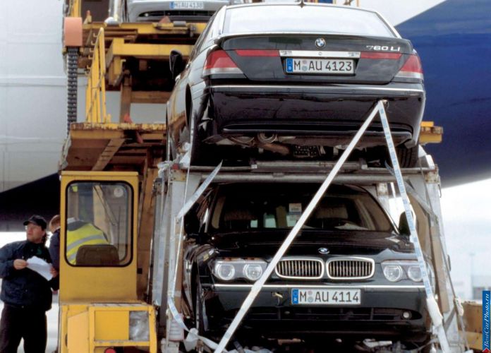 2003 BMW 760Li E66 - фотография 39 из 39 2003 BMW 760Li E66 - фотография 39 из 39