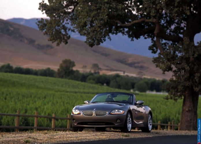 2003 BMW Z4 - фотография 2 из 57 2003 BMW Z4 - фотография 2 из 57