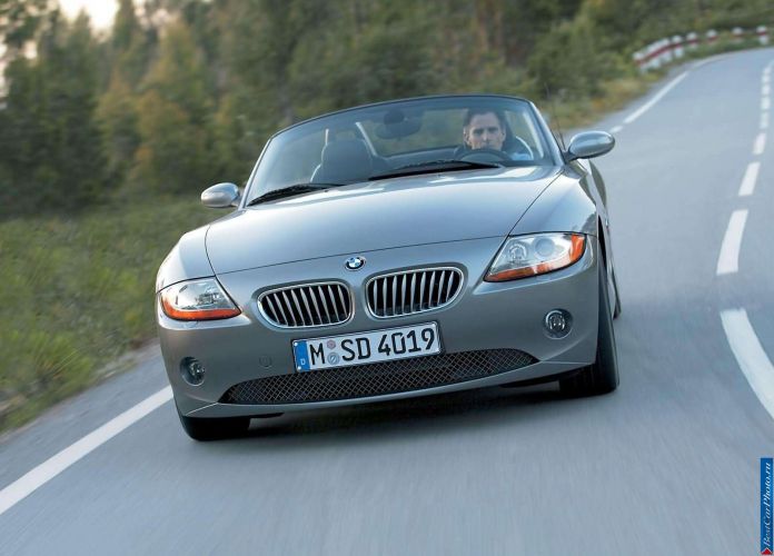 2003 BMW Z4 - фотография 14 из 57 2003 BMW Z4 - фотография 14 из 57