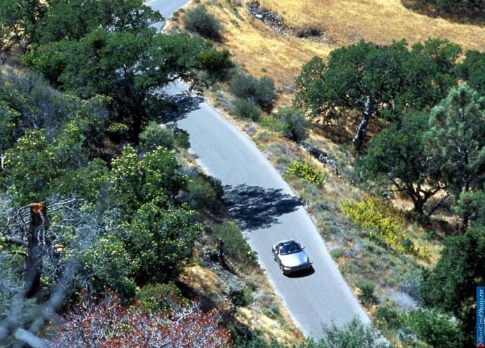 2003 BMW Z4 - фотография 28 из 57 2003 BMW Z4 - фотография 28 из 57