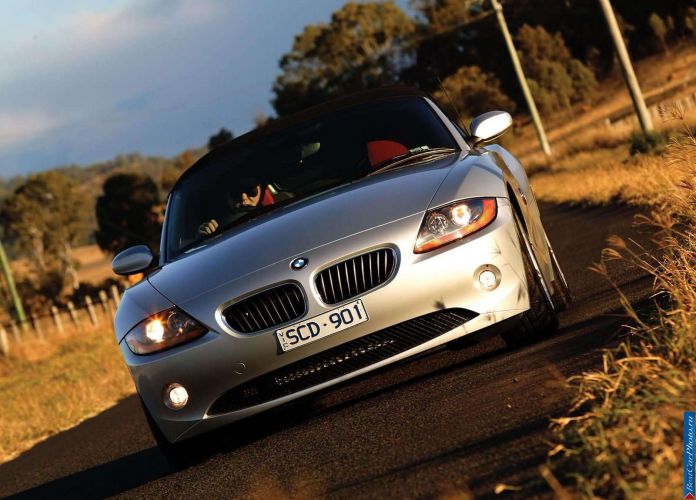 2003 BMW Z4 2.5i - фотография 16 из 40