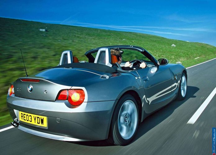 2003 BMW Z4 2.5i - фотография 34 из 40 2003 BMW Z4 2.5i - фотография 34 из 40
