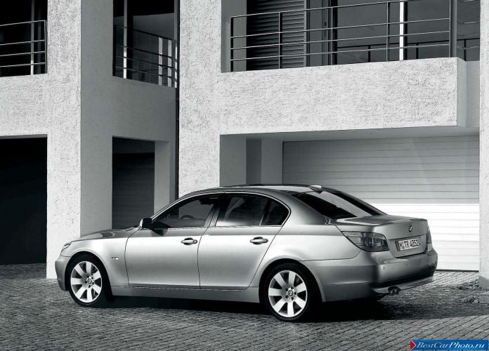 2004 BMW 5-series Sedan - фотография 3 из 34
