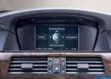 bmw_2004_5-series_sedan_011.jpg