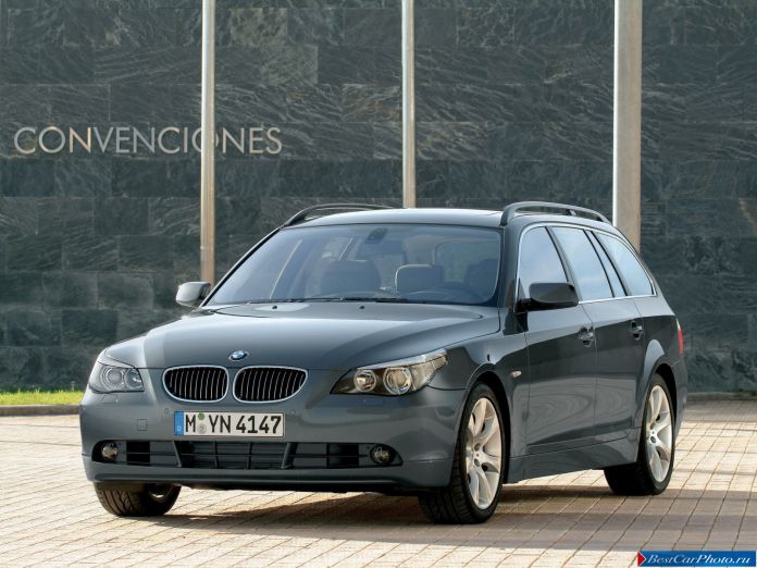 2004 BMW 5-series Touring - фотография 1 из 25 2004 BMW 5-series Touring - фотография 1 из 25
