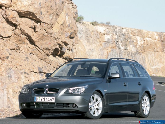 2004 BMW 5-series Touring - фотография 5 из 25